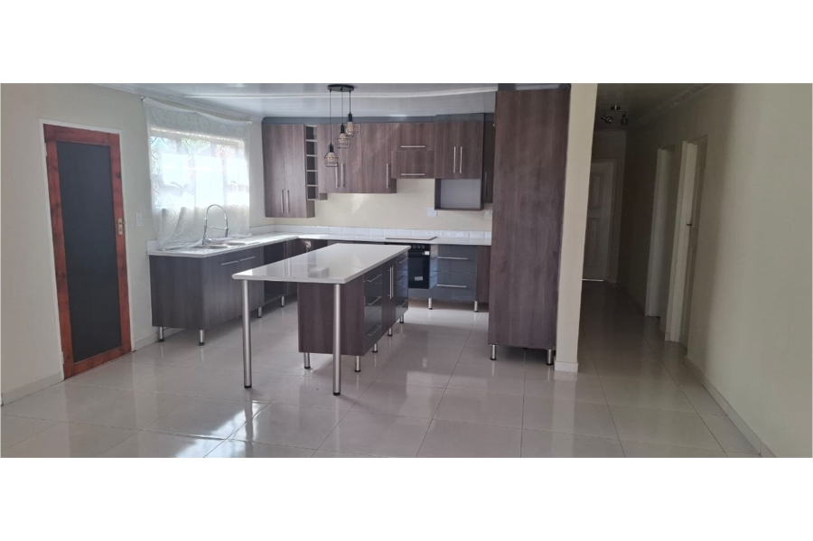 3 Bedroom Property for Sale in Riebeeckstad Free State